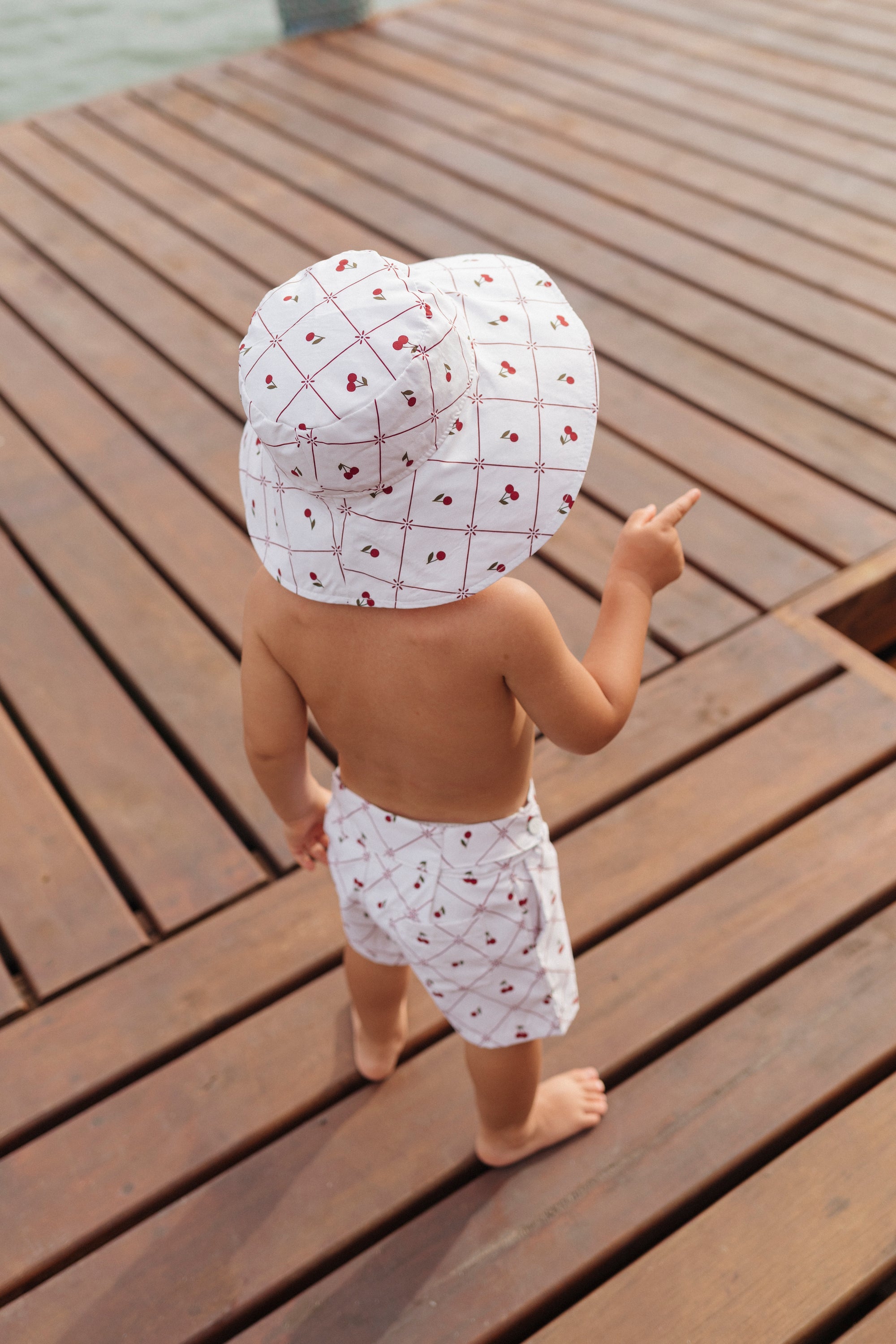 Cherry Buket hat